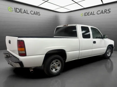 More photos of 2000 Chevrolet Silverado 1500 LS at Ideal Cars - Main Street, AZ