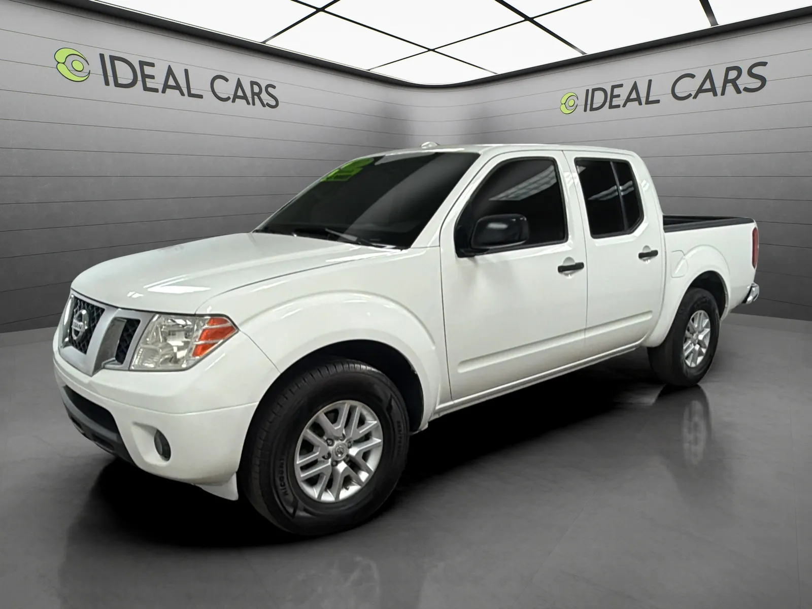 White 2017 Nissan Frontier SV for sale in Mesa, AZ
