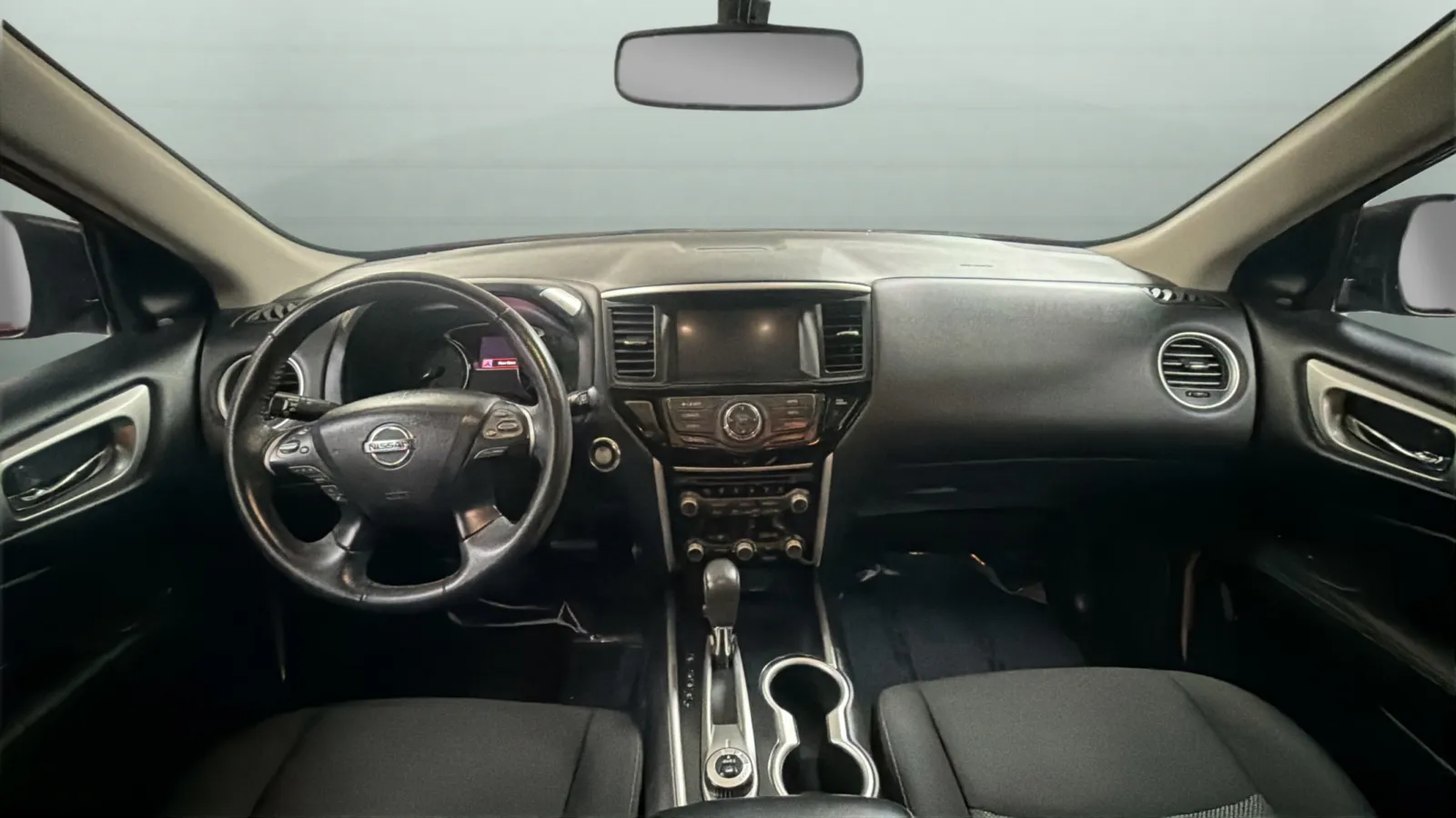 Nissan Pathfinder photo 9