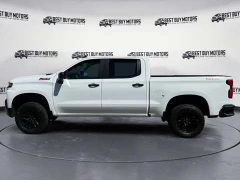 More photos of 2021 Chevrolet Silverado 1500 Crew Cab LT Trail Boss Pickup 4D 5 3/4 ft at Best Buy Motors, CA