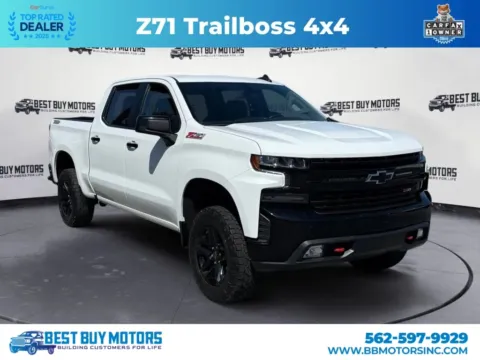 White 2021 Chevrolet Silverado 1500 Crew Cab LT Trail Boss Pickup 4D 5 3/4 ft for sale in Signal Hill, CA