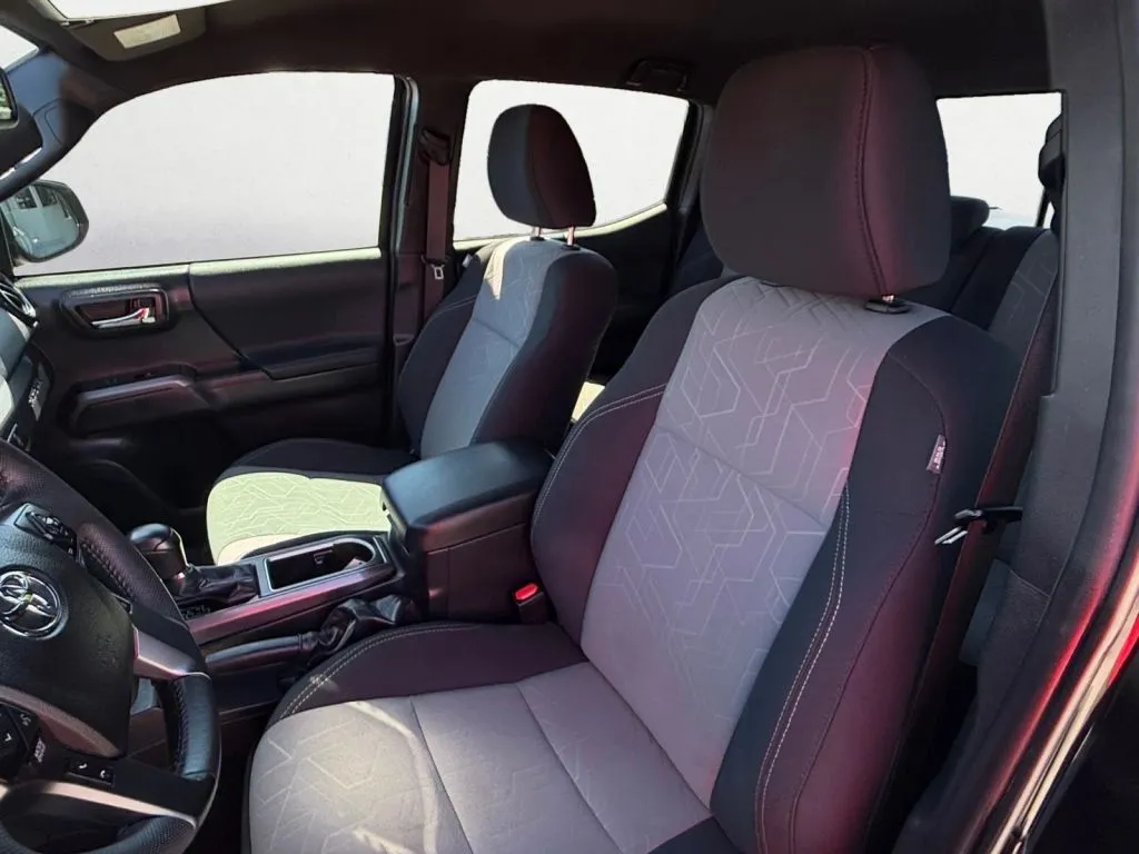2022 Toyota Tacoma TRD Sport - Photo 14