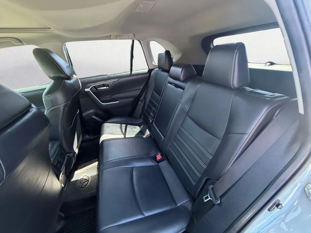 2023 Toyota RAV4 XLE Premium - Photo 28