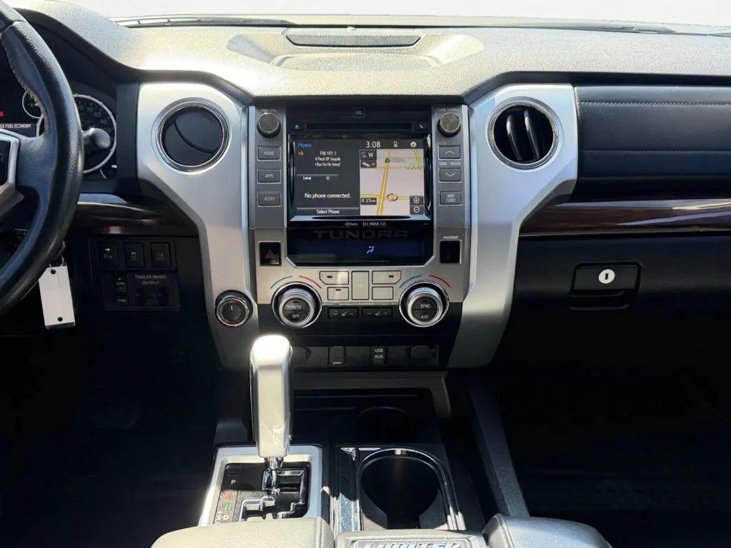 2016 Toyota Tundra Limited - Photo 13