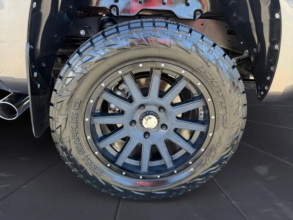2016 Toyota Tundra Limited - Photo 33