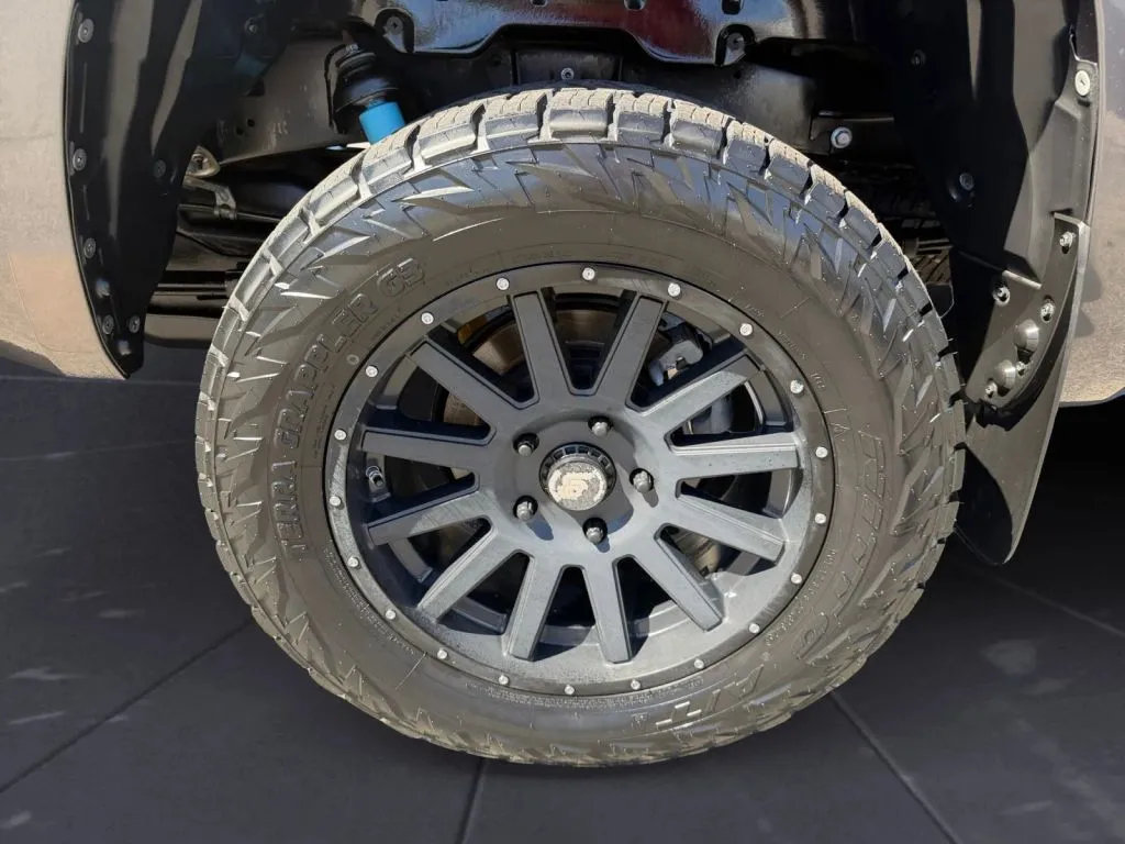 2016 Toyota Tundra Limited - Photo 32