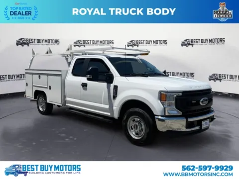 White 2022 Ford F250 Super Duty Super Cab XL Pickup 4D 8 ft for sale in Signal Hill, CA