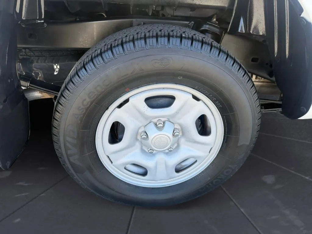 2013 Toyota Tacoma Base - Photo 27