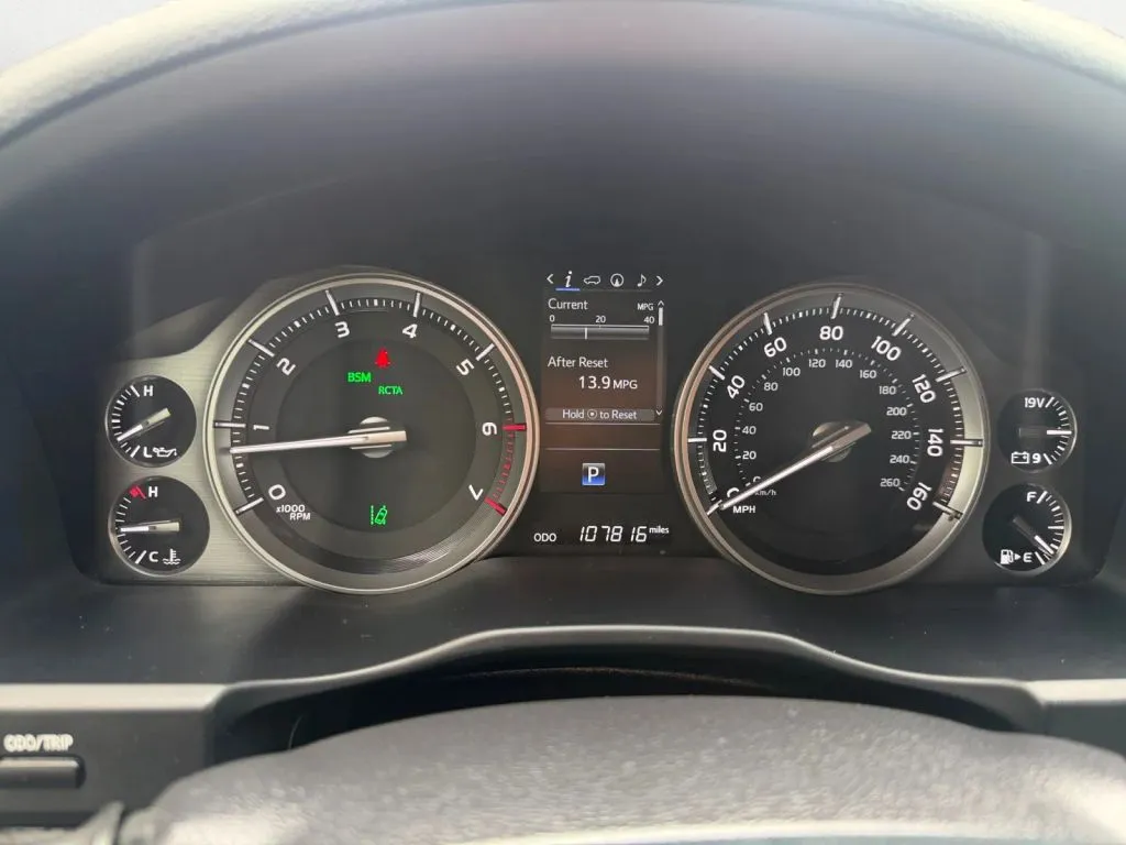 2017 Toyota Land Cruiser Base - Photo 18