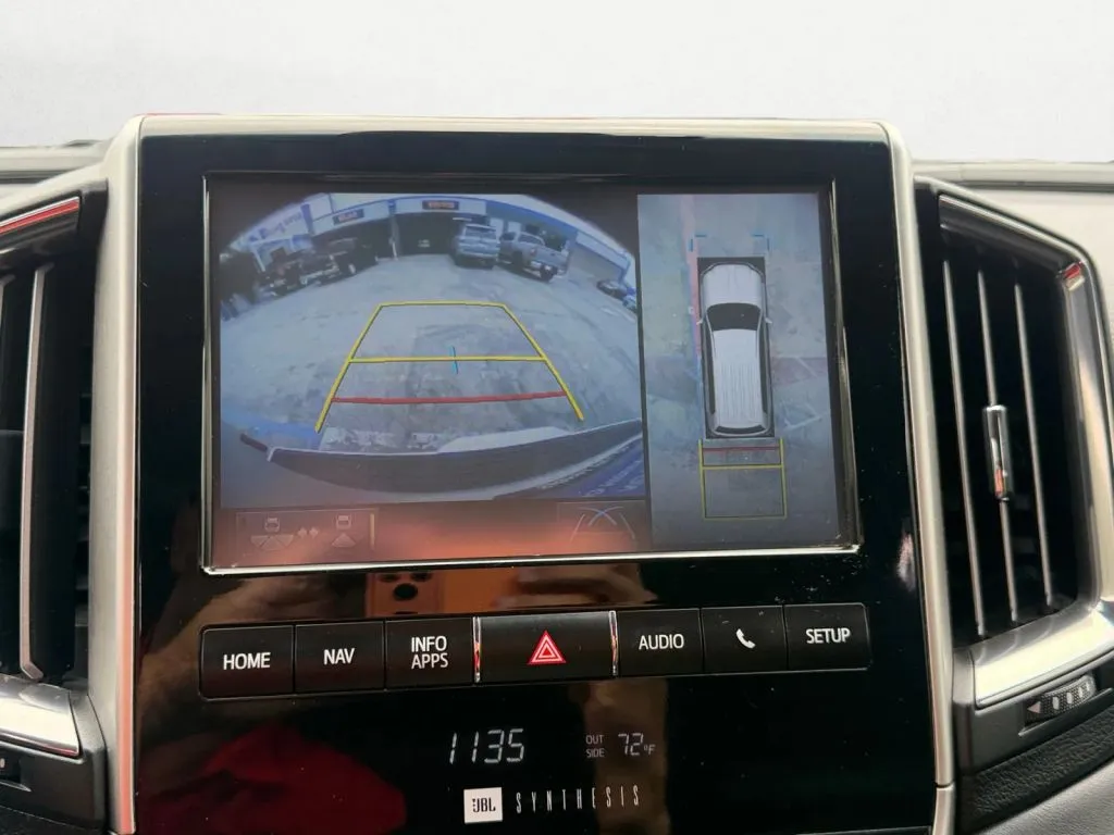 2017 Toyota Land Cruiser Base - Photo 20