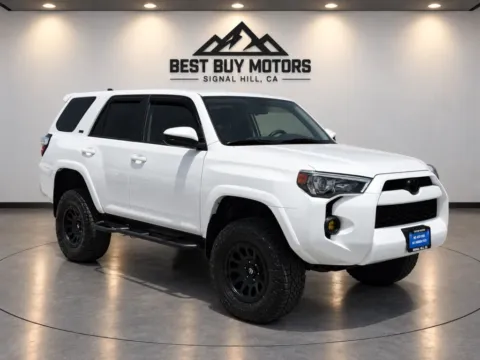 White 2017 Toyota 4Runner SR5 Sport Utility 4D for sale in Signal Hill, CA