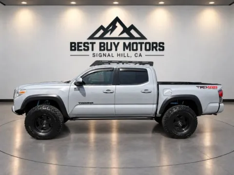 More photos of 2020 Toyota Tacoma Double Cab TRD Off-Road Pickup 4D 5 ft at Best Buy Motors, CA