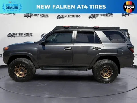 More photos of 2021 Toyota 4Runner TRD Off-Road Premium Sport Utility 4D at Best Buy Motors, CA
