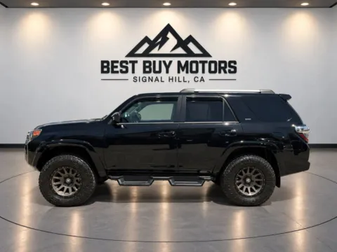 More photos of 2020 Toyota 4Runner SR5 Sport Utility 4D at Best Buy Motors, CA