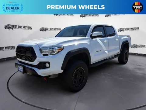 More photos of 2021 Toyota Tacoma Double Cab TRD Off-Road Pickup 4D 5 ft at Best Buy Motors, CA