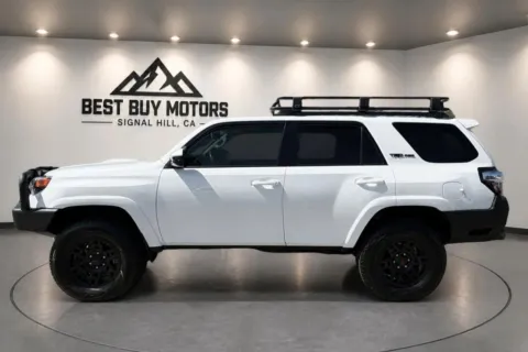 More photos of 2017 Toyota 4Runner TRD Pro Sport Utility 4D at Best Buy Motors, CA