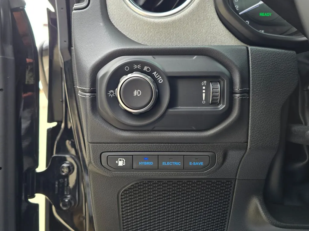 2025 Jeep Wrangler 4xe Sahara 4XE - Photo 43