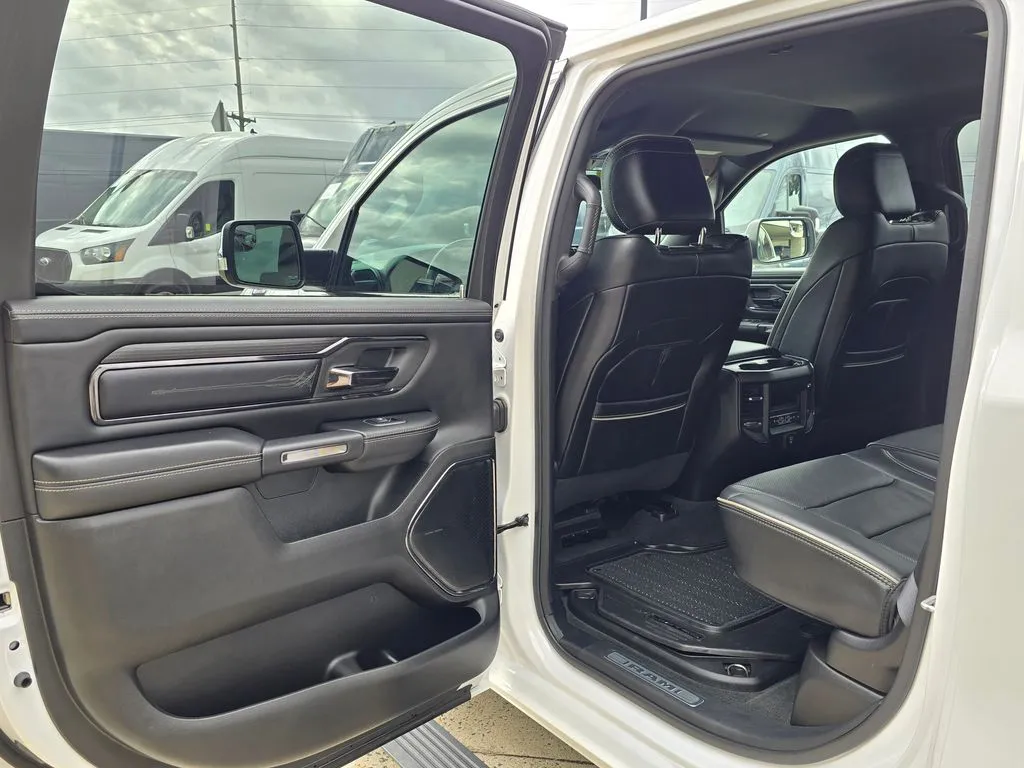 2022 RAM Ram 1500 Pickup Limited - Photo 25