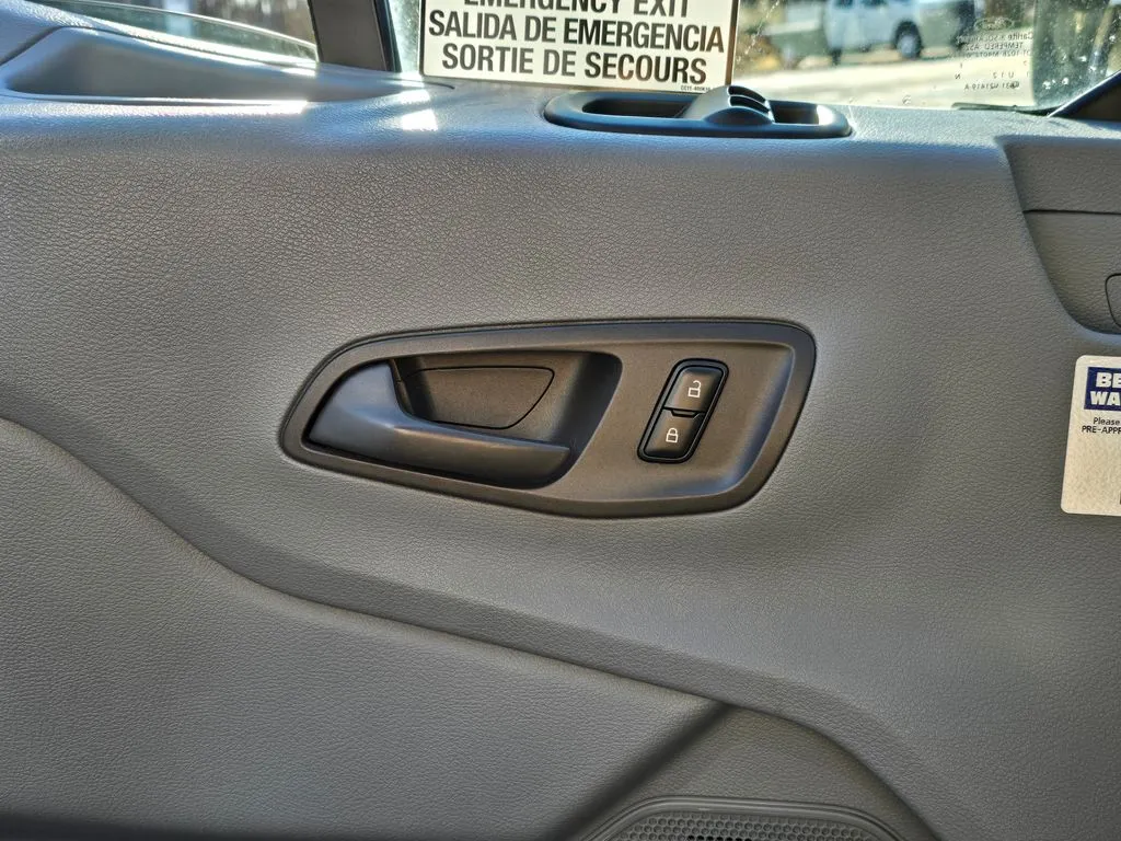 2017 Ford Transit Wagon XLT - Photo 28