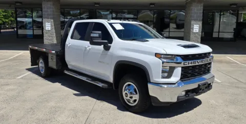 Photos of 2023 Chevrolet Silverado 3500HD LT 6.6L Turbo Diesel 9.5ft Flatbed for sale in Concord, NC at Carolina Auto Warehouse