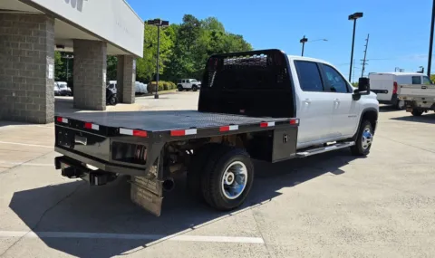 More photos of 2023 Chevrolet Silverado 3500HD LT 6.6L Turbo Diesel 9.5ft Flatbed at Carolina Auto Warehouse, NC