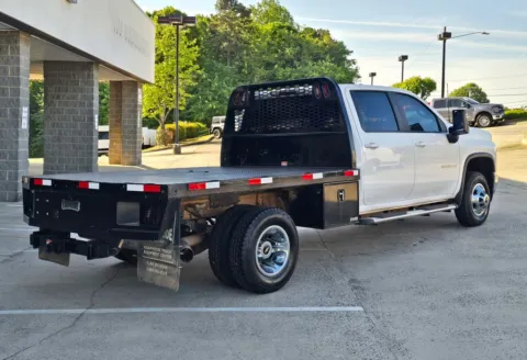More photos of 2023 Chevrolet Silverado 3500HD LT 6.6L Turbo Diesel 9.5ft Flatbed at Carolina Auto Warehouse, NC