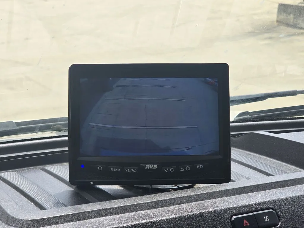 2023 Ford F-650 - Photo 37