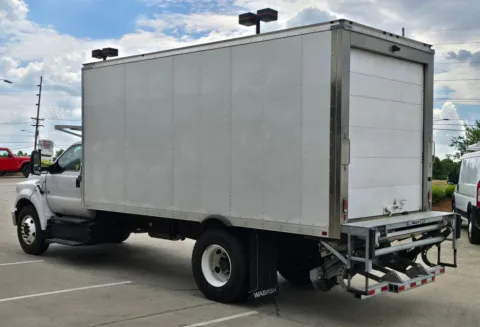 More photos of 2023 Ford F-650SD  Thermo King V-520 Max 18ft Box at Carolina Auto Warehouse, NC