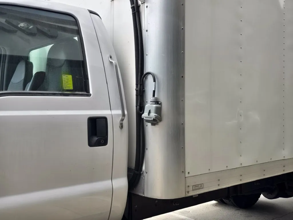 2023 Ford F-650 - Photo 29