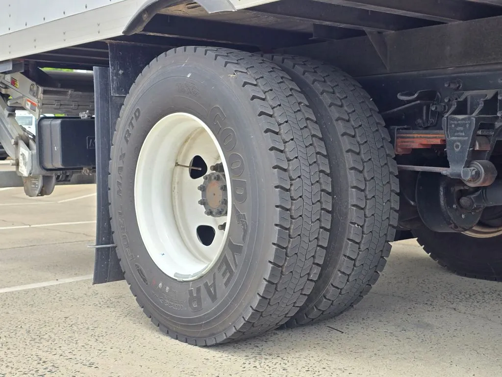 2023 Ford F-650 - Photo 42