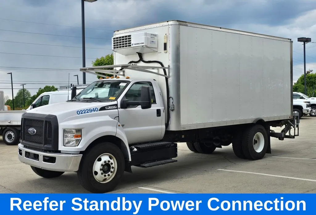 2023 Ford F-650 - Photo 7