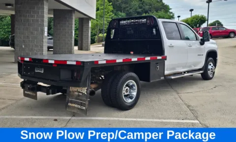 More photos of 2023 Chevrolet Silverado 3500 HD LT 6.6l Turbo Diesel 9.5ft Flatbed at Carolina Auto Warehouse, NC