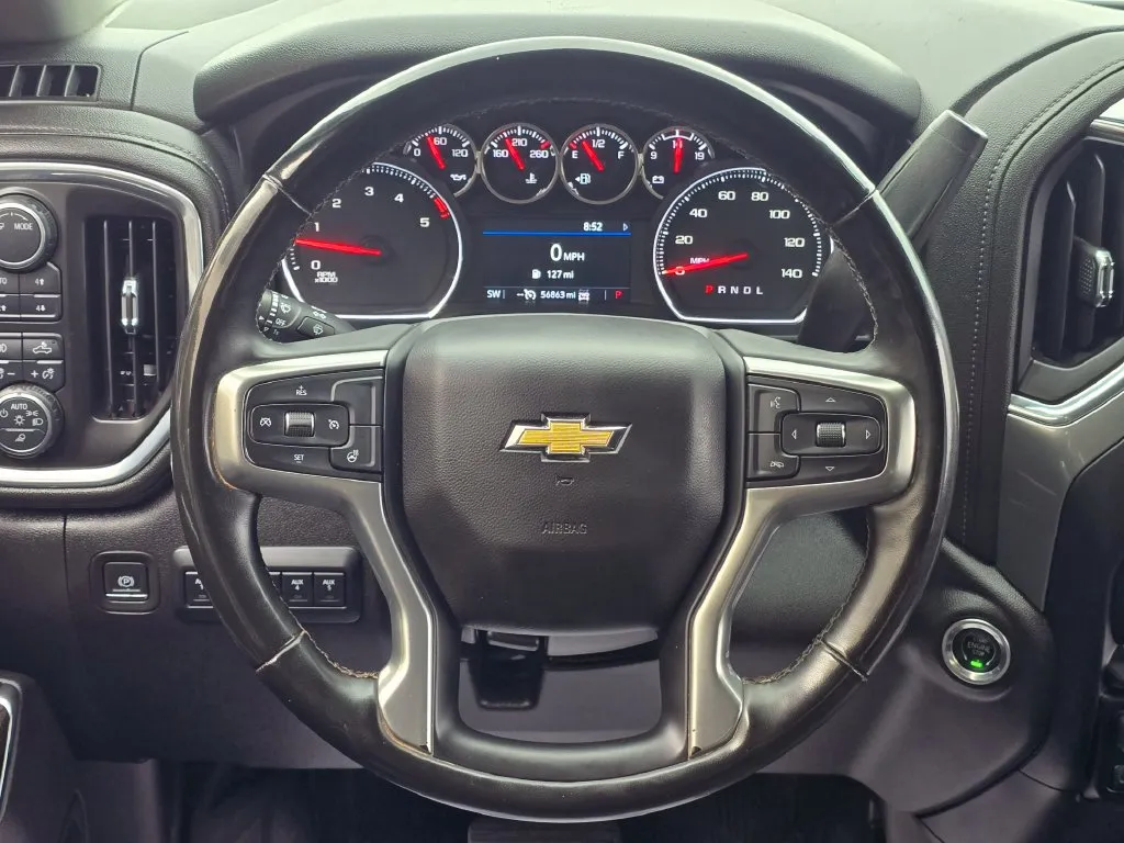 Chevrolet 3500HD photo 29