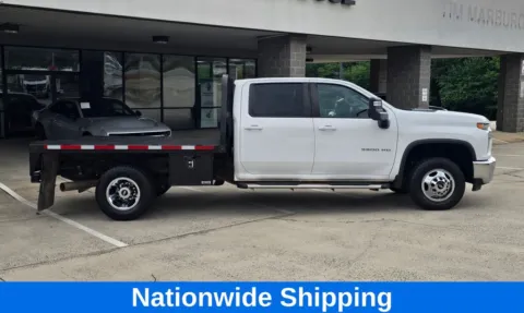 Another view of 2023 Chevrolet Silverado 3500 HD LT 6.6l Turbo Diesel 9.5ft Flatbed for sale in Concord, NC at Carolina Auto Warehouse