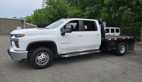 White 2023 Chevrolet Silverado 3500HD LT 6.6l Turbo Diesel 9.5ft Flatbed for sale in Concord, NC