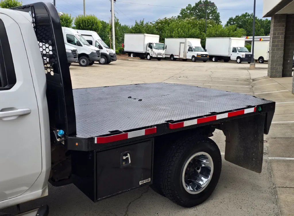 Chevrolet 3500HD photo 11