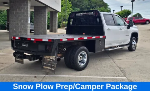 More photos of 2023 Chevrolet Silverado 3500 HD LT 6.6l Turbo Diesel 9.5ft Flatbed at Carolina Auto Warehouse, NC