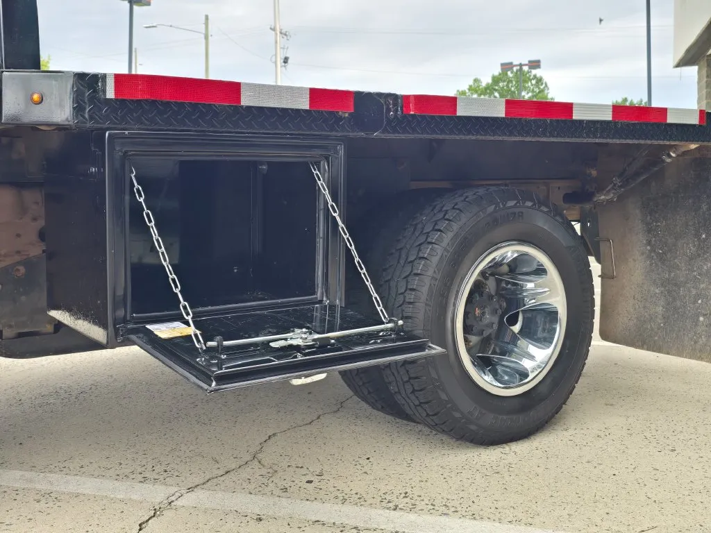 Chevrolet 3500HD photo 20