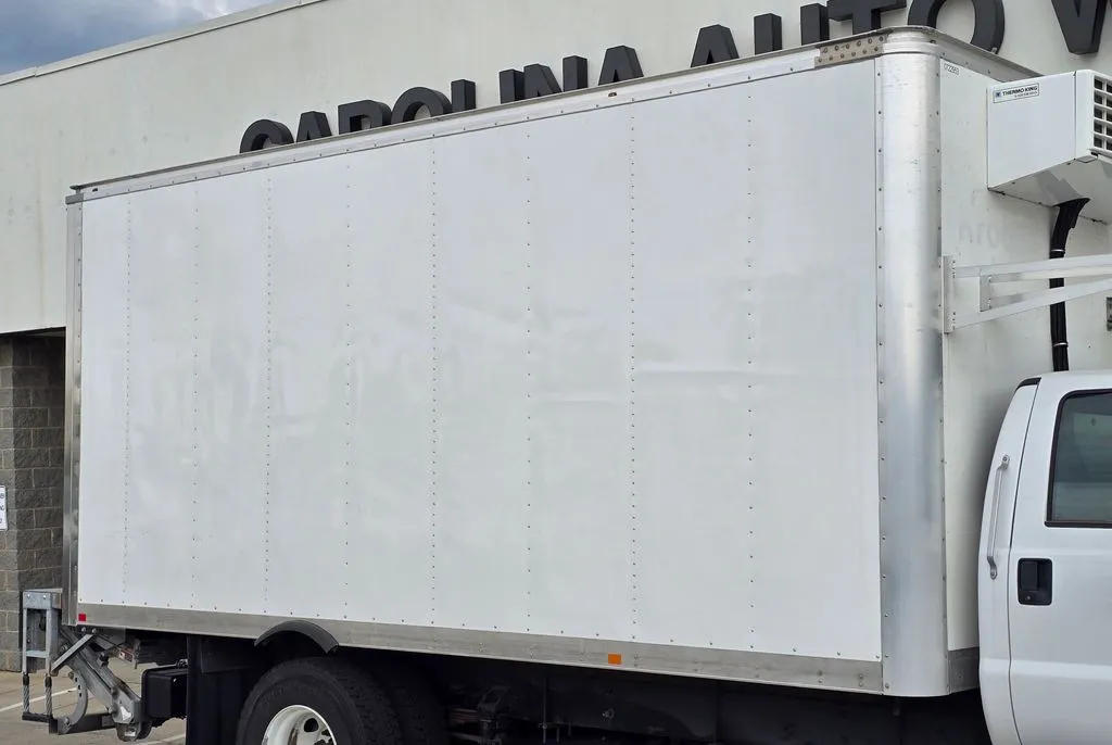 2023 Ford F-650 - Photo 16
