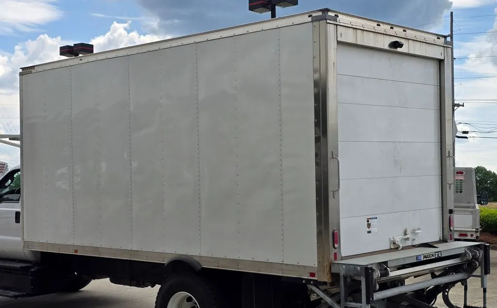 2023 Ford F-650 - Photo 18