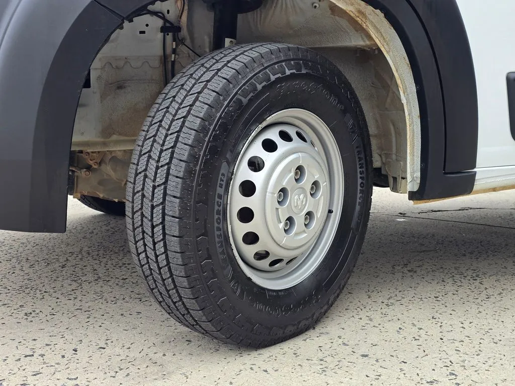 Ram ProMaster 2500 photo 35