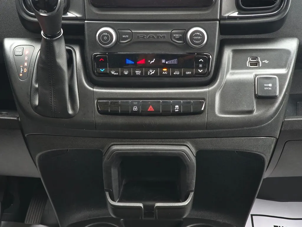 Ram ProMaster 2500 photo 22