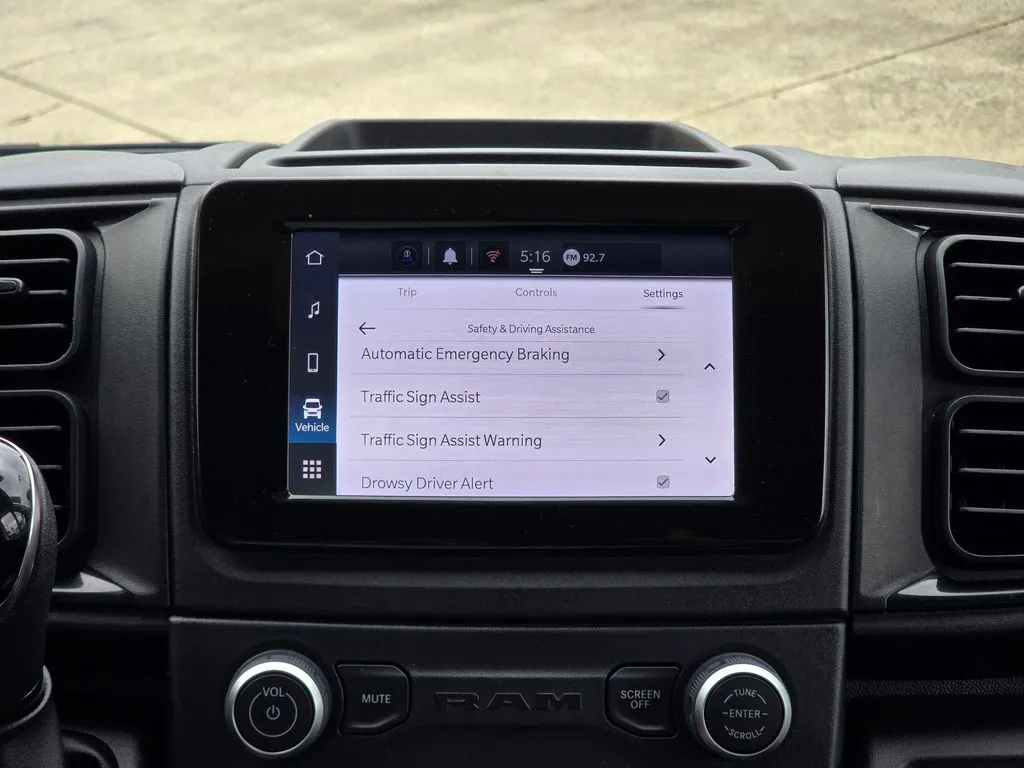 Ram ProMaster 2500 photo 20
