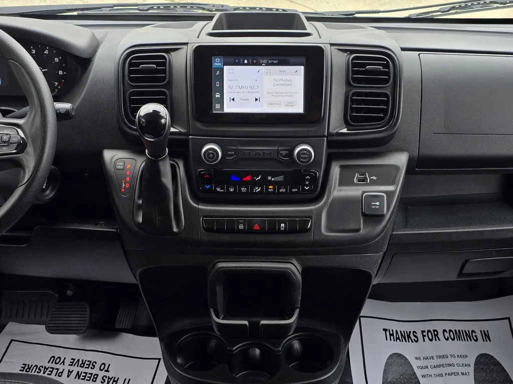 Ram ProMaster 2500 photo 17