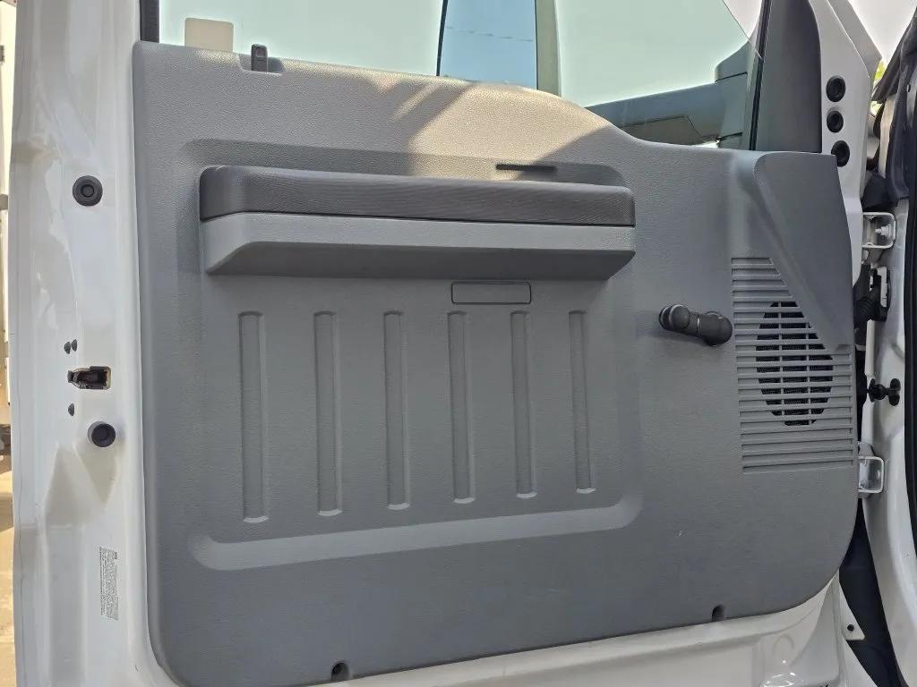 2023 Ford F-650 - Photo 49