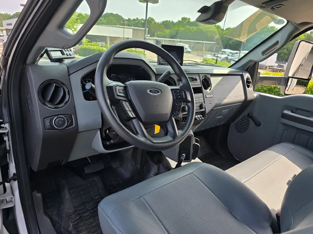 2023 Ford F-650 - Photo 51