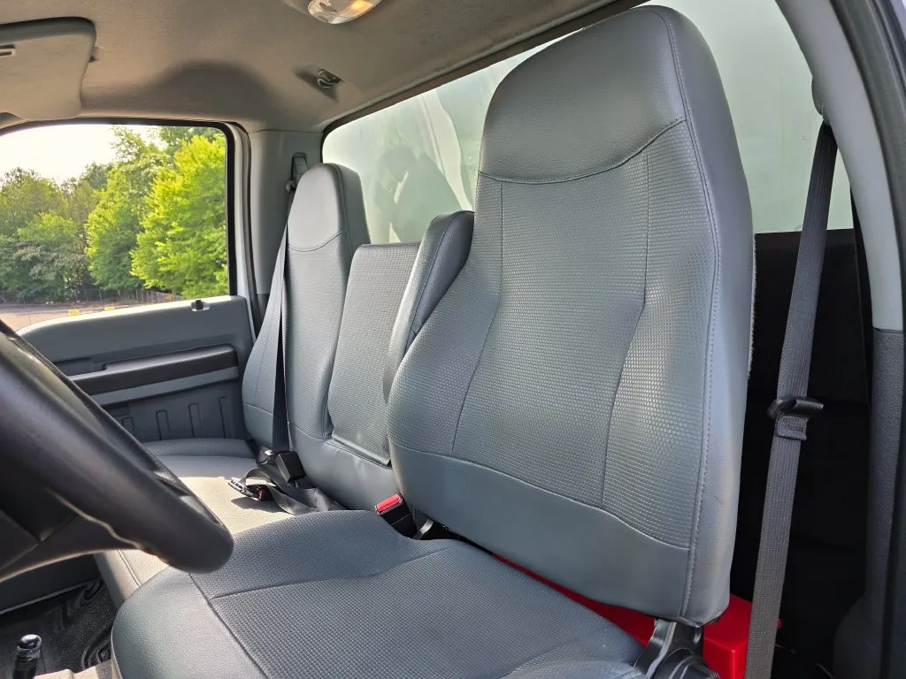 2023 Ford F-650 - Photo 54