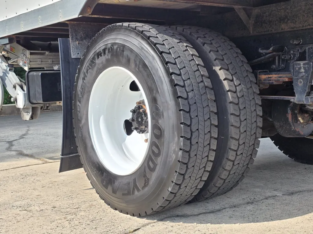 2023 Ford F-650 - Photo 76