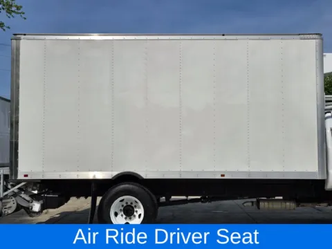 More photos of 2023 Ford F-650SD Thermo King V-520 Max 18ft Box w/Liftgate at Carolina Auto Warehouse, NC