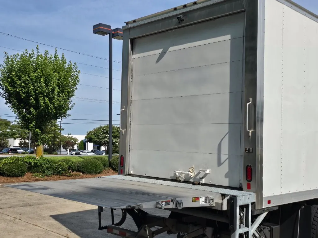 2023 Ford F-650 - Photo 29